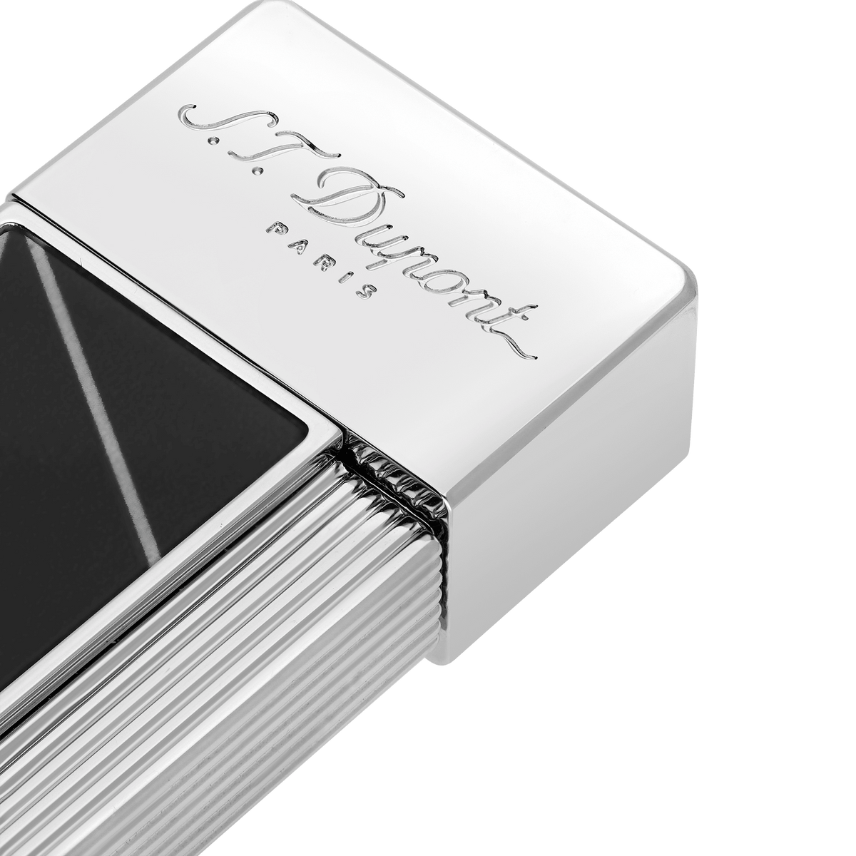 Lacquered lighter collection_Fire - X color_black father's day 2 - S.T. Dupont United Kingdom