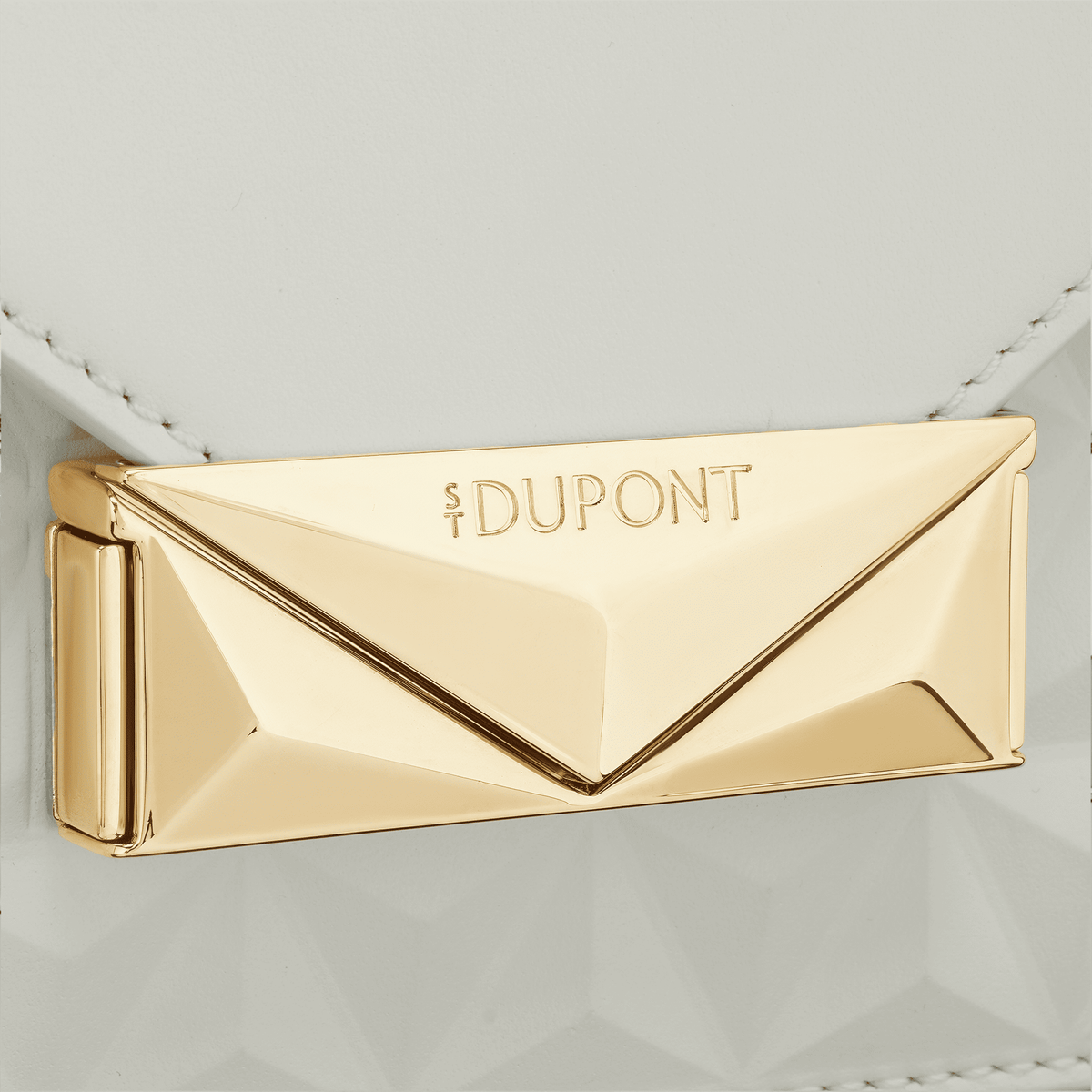 Nano trunk color_off - white gender_woman leather goods 4 - S.T. Dupont United Kingdom