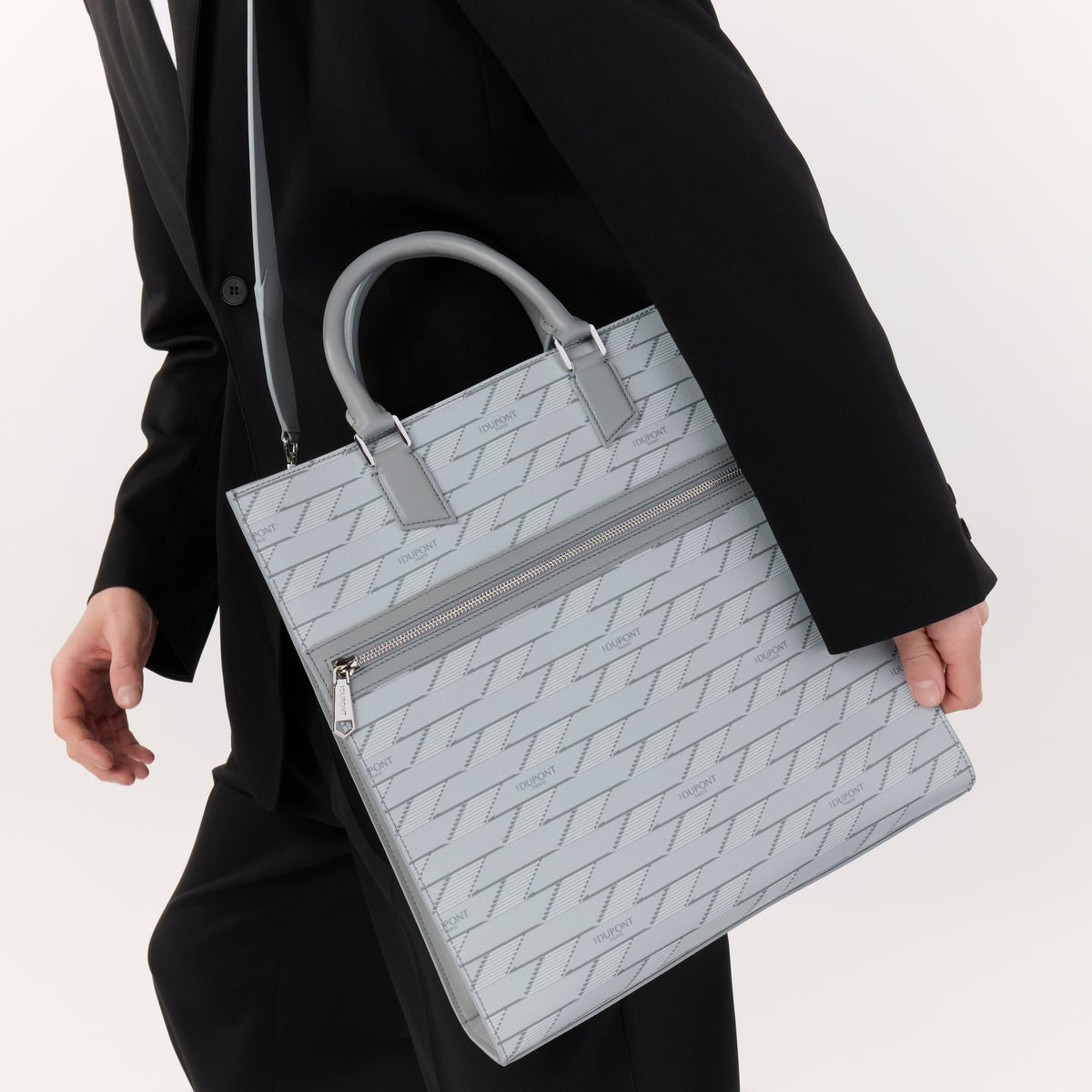 Tote color_grey gender_man leather goods 2 - S.T. Dupont United Kingdom