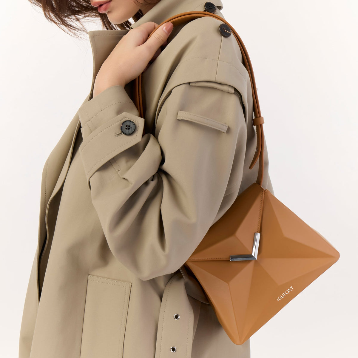 Small color_tan gender_woman leather goods 3 - S.T. Dupont United Kingdom