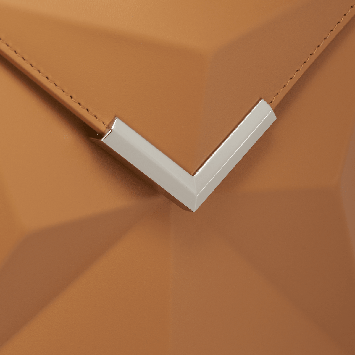 Small color_tan gender_woman leather goods 7 - S.T. Dupont United Kingdom