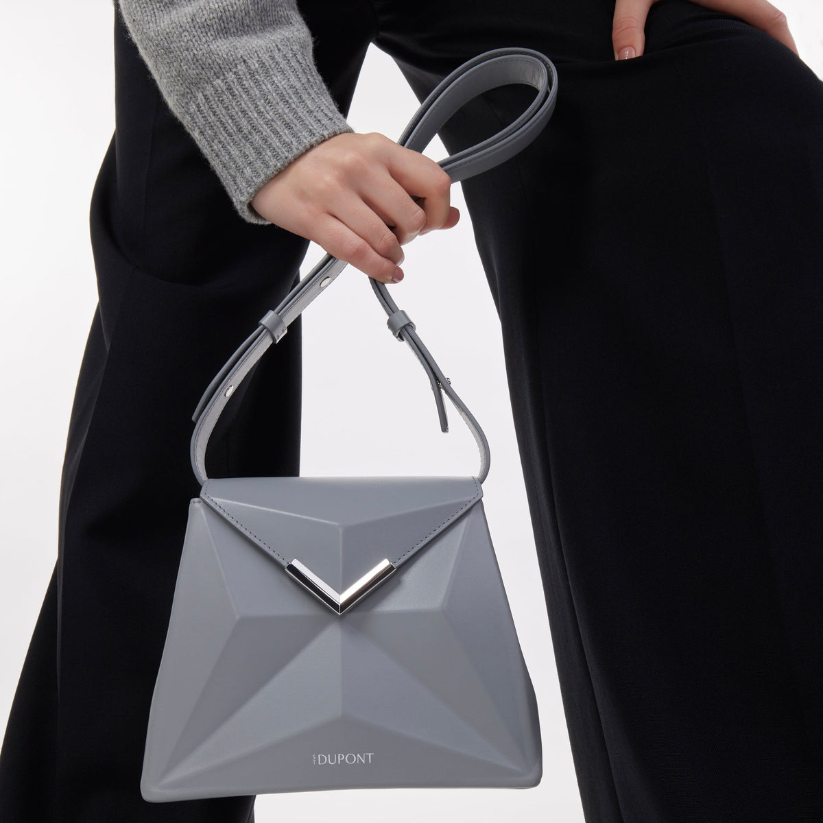 Small color_grey gender_woman leather goods 2 - S.T. Dupont United Kingdom