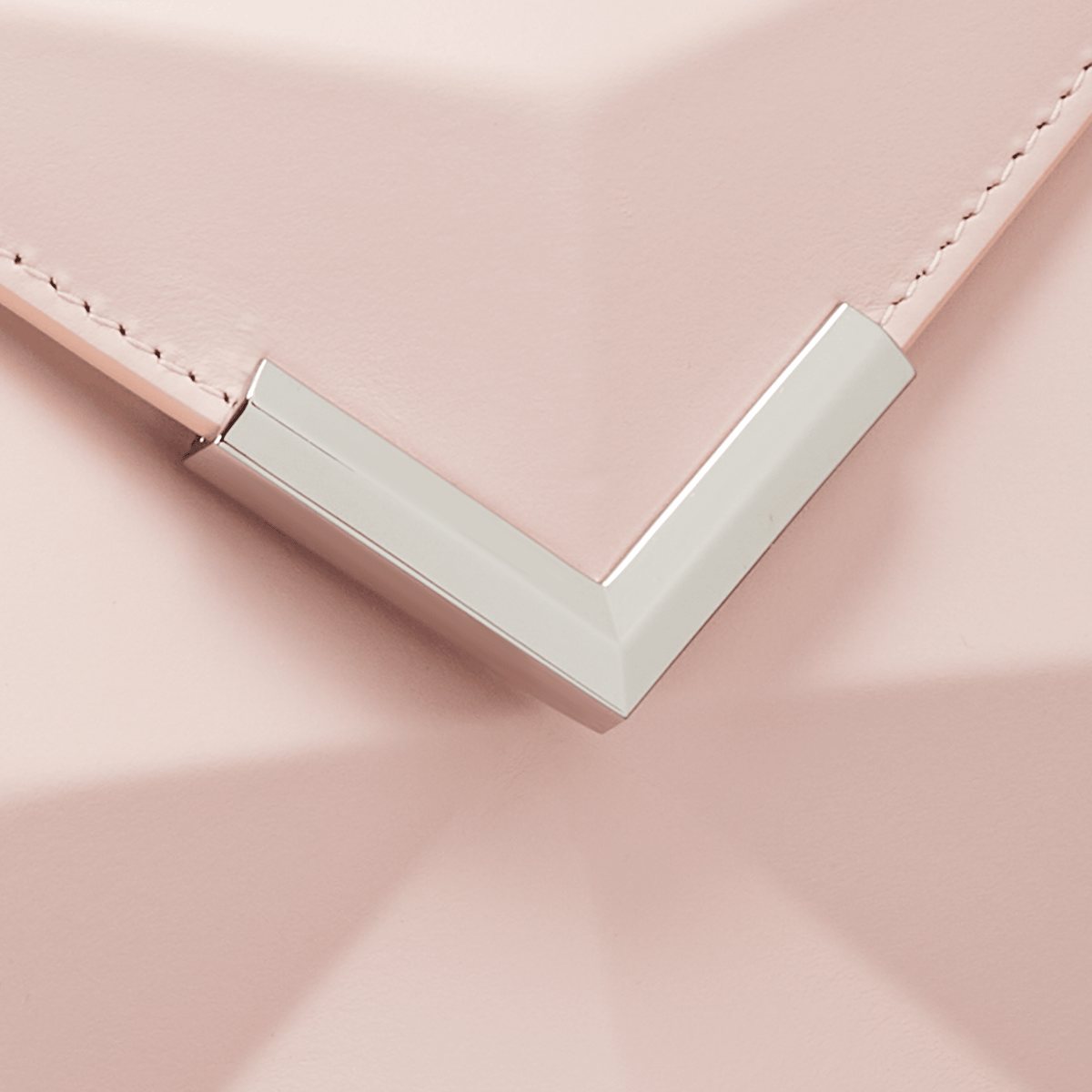 Small color_nude - pink FW2425 gender_woman 6 - S.T. Dupont United Kingdom