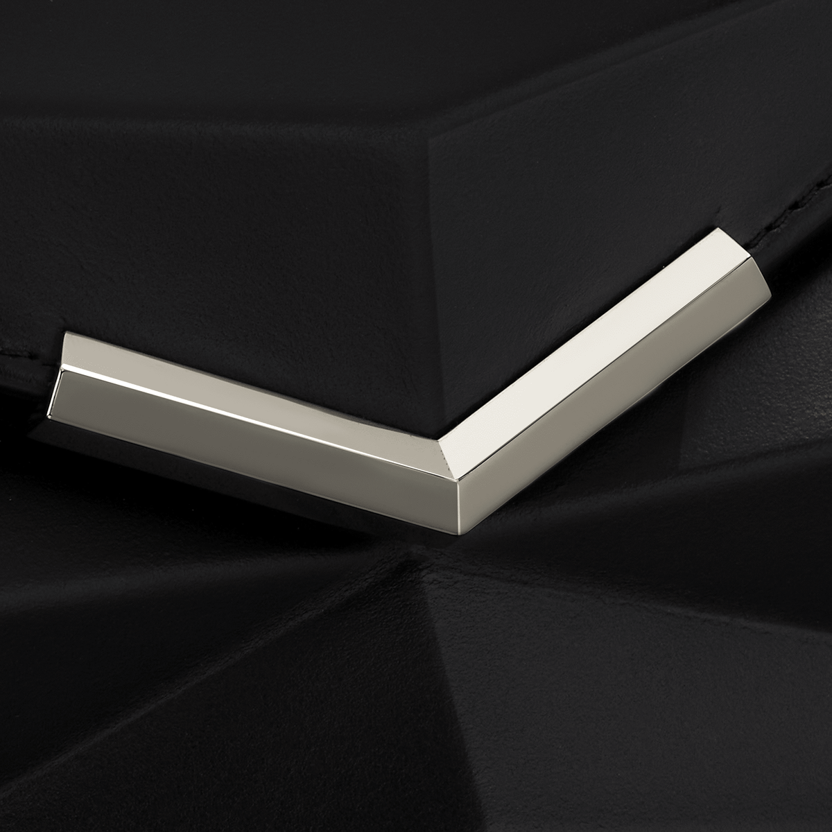 Baguette baguette CollectionFW2425 color_black 5 - S.T. Dupont United Kingdom