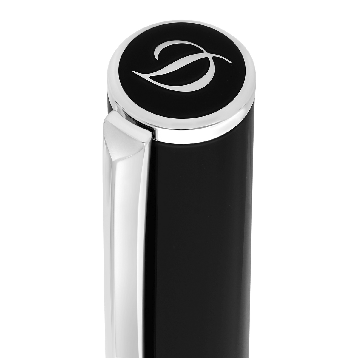 Fountain pen badge_customizable channel_marketplace collection_d - initial 4 - S.T. Dupont United Kingdom