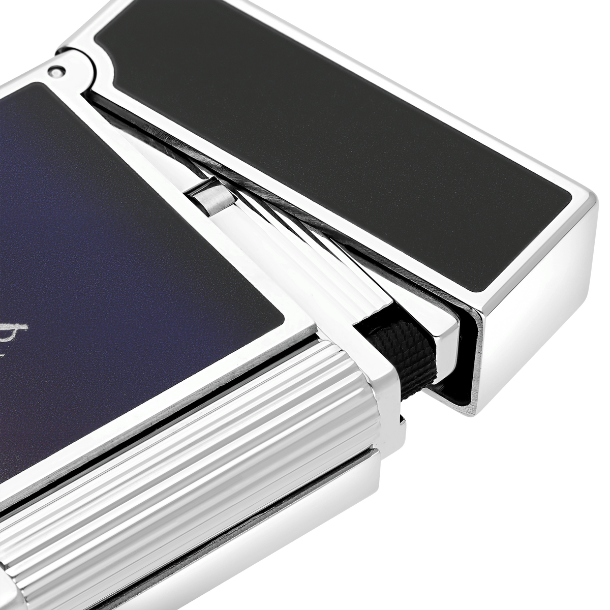 Lacquered lighter